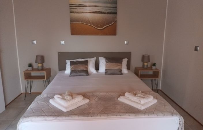 Room with Queen-Size Bed